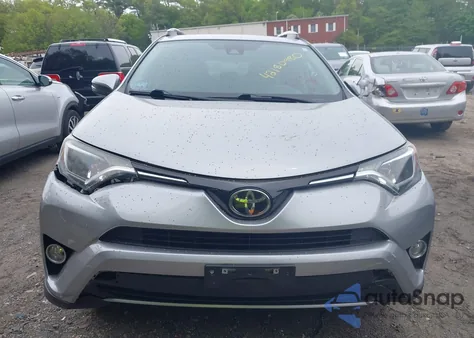 2017 Toyota Rav4 Xle z USA, uszkodzony, nr VIN 2T3RFREV0HW590884